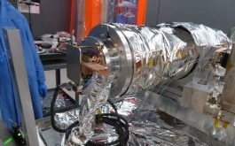 2018/03 - The new H4RG science-grade detector and dedicated FPA mounted at the focus of the SPIRou camera (© S. Baratchart – OMP/IRAP)