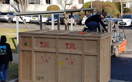 2017/12 - Closing crates (©D.Kouach - OMP/IRAP)