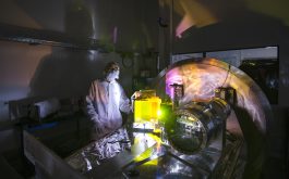 2017/12 - SPIRou spectrograph bench before dismounting (©S.Chastanet - CNRS/OMP)