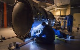 2018/02 - Adjusting the rails of the SPIRou cryogenic vessel (© S. Chastanet - CNRS/OMP)