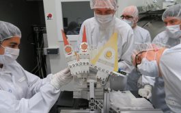 2016/11 - The three prisms of the cross-disperser, integrated on their mount (©M.Lacombe – IRAP/OMP)