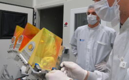 2016/11 - Integration of the prisms in their mount finalized at IRAP/OMP (©Z.Challita - IRAP/OMP)