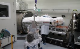 2017/02 - Installing the SPIRou camera on the optical bench (©D.Kouach - IRAP/OMP)