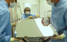 2016/08 - Off-axis Parabola integration on its mount at LAM (©ACaillat-LAM)