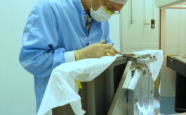 2016/08 - Bonding of the top flexure in Invar on the mounted Parabola (©ZChallita-IRAP/OMP)