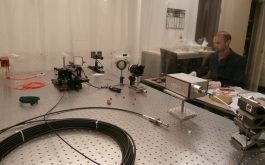 2016/05 - Testing one of the 35m SPIRou science fiber (©Z.Challita - IRAP/OMP)