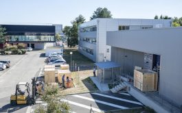 2016/09 - Overview of the crates at P2IS plateform (©SChastanet-CNRS/OMP)